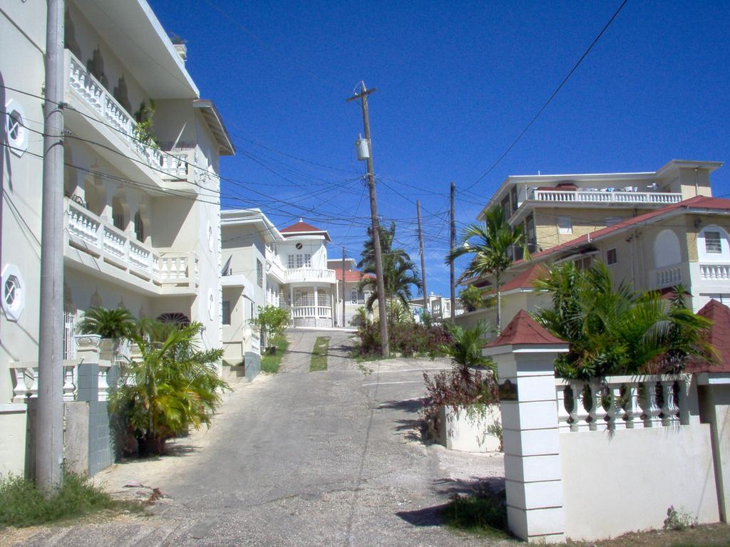 Bethel Court Guesthouse Montego Bay Exterior foto