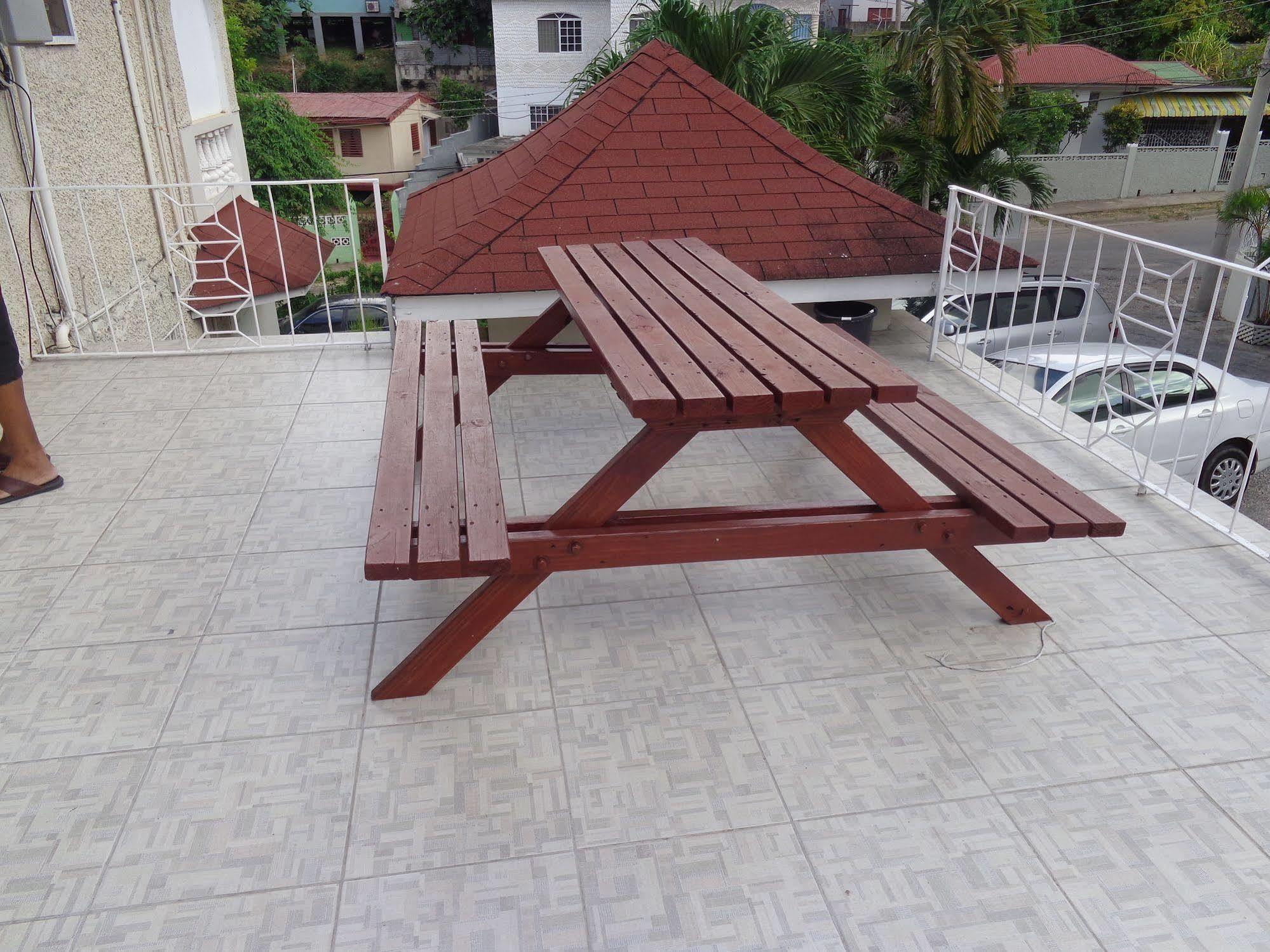Bethel Court Guesthouse Montego Bay Exterior foto